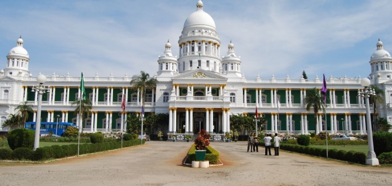 Jaganmohan Palace – Jaganmohan Art Gallery